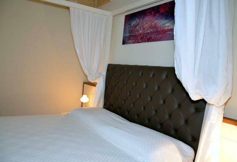 جناح ديلوكس, Tenuta Caradonna