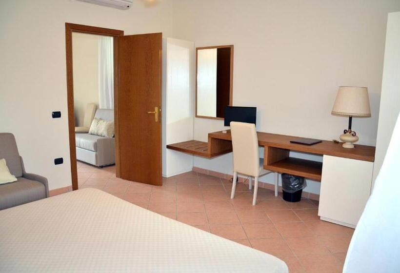 חדר משפחתי, Tenuta Caradonna