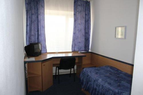 이코노미 싱글 룸, Zhovtnevyi