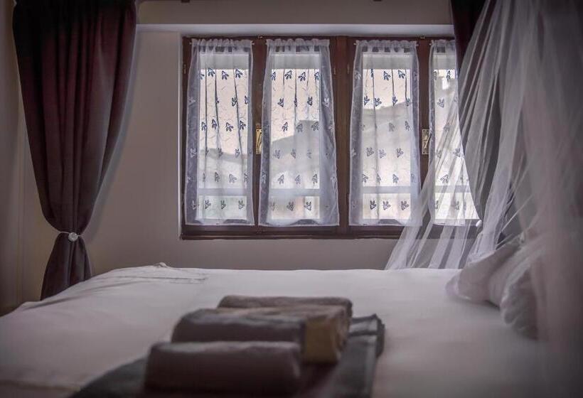 سوییت جونیور, B&b Gli Scorci Di Trento