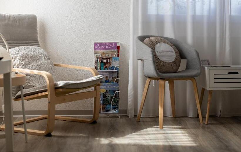 חדר סטודיו סטנדרד, Studio Living..