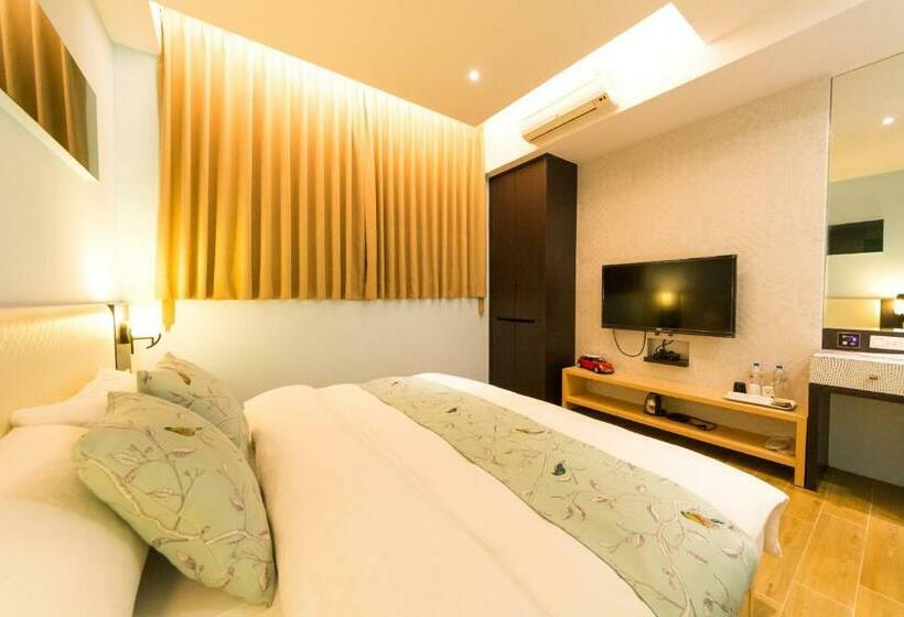 اتاق استاندارد, W Hostel