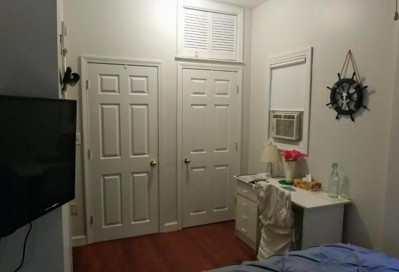 חדר דלוקס, Château Sur Mer Bed & Breakfast