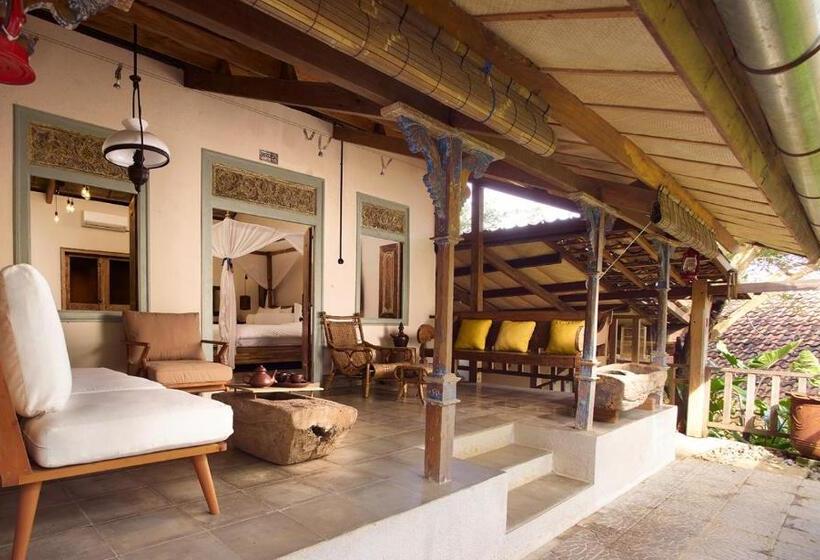 스탠다드 룸 킹사이즈 침대, Desa Alamanis Resort Villa