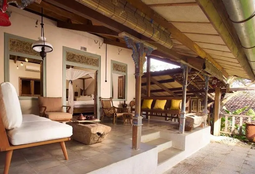 Deluxe Zimmer Kingsize Bett, Desa Alamanis Resort Villa