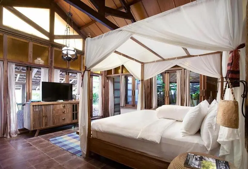 Superior Zimmer Kingsize Bett, Desa Alamanis Resort Villa
