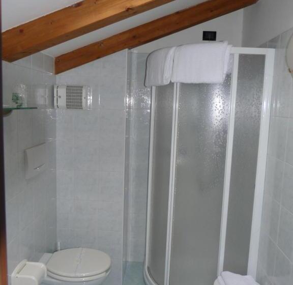 חדר סטנדרט, Ai Tre Ponti