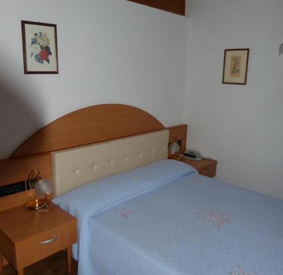 חדר סטנדרט יחיד, Ai Tre Ponti