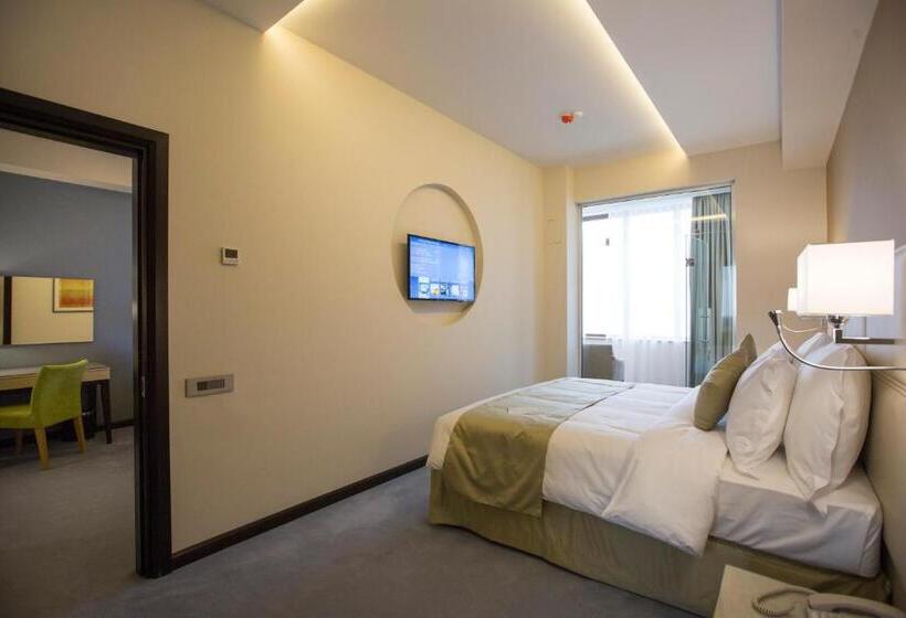 سوییت, Ararat Resort Tsaghkadzor