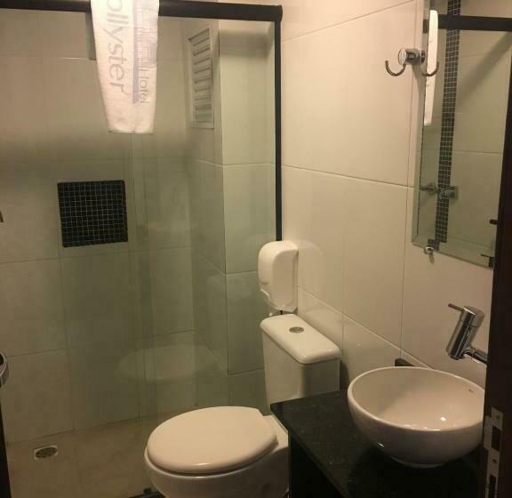 标准间, Hollyster