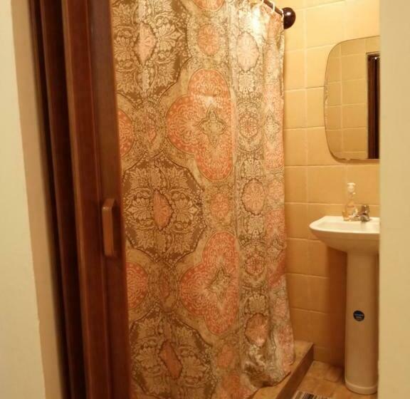 디럭스 스튜디오, Las Hamacas