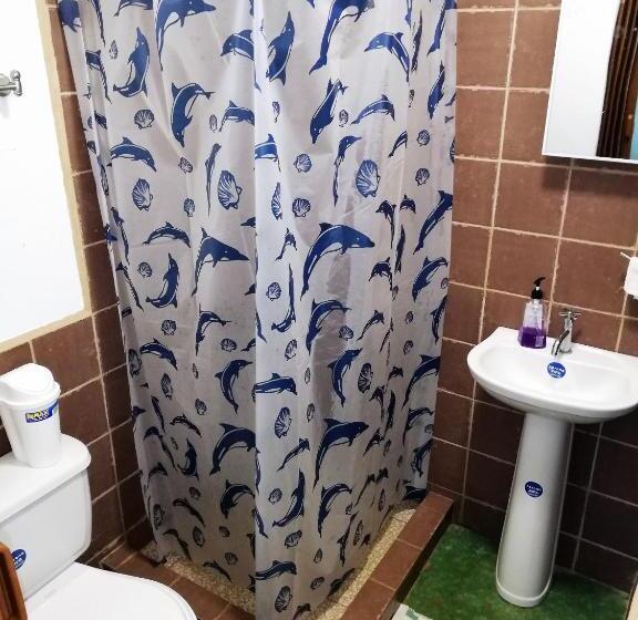 디럭스 스튜디오, Las Hamacas