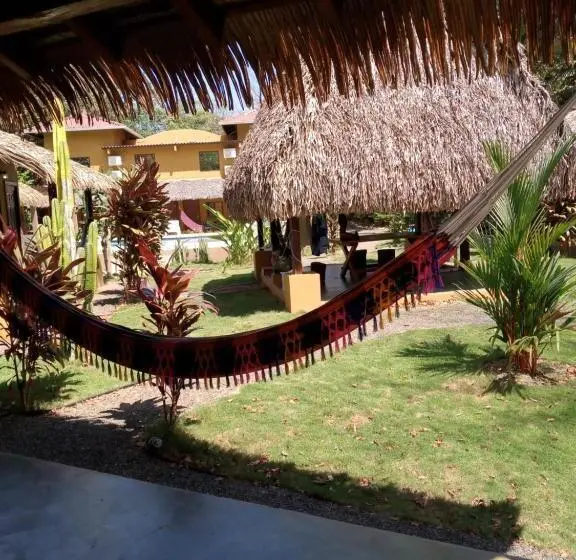 اتاق استاندارد سه نفره, Las Hamacas
