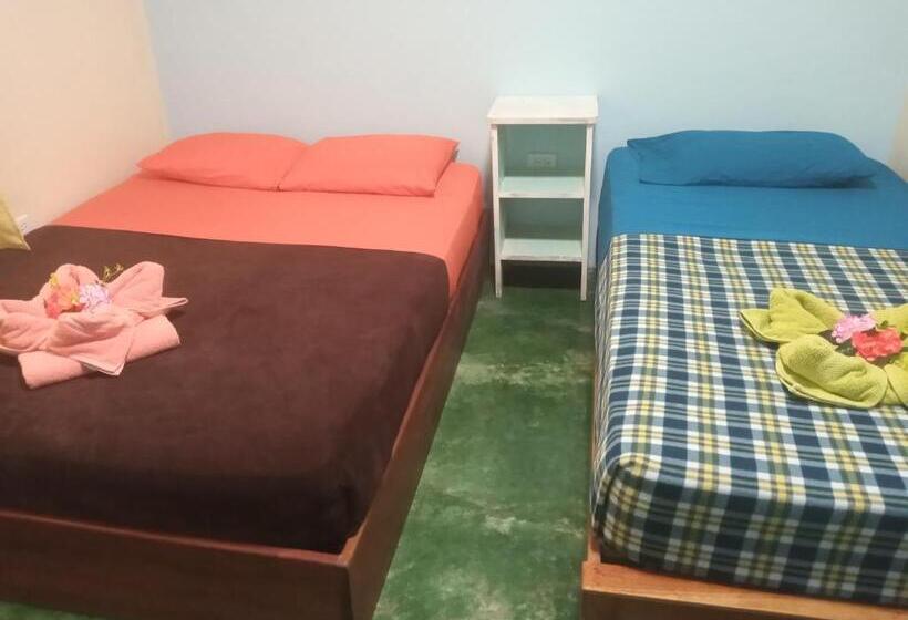 스탠다드 스튜디오 (테라스구비), Las Hamacas