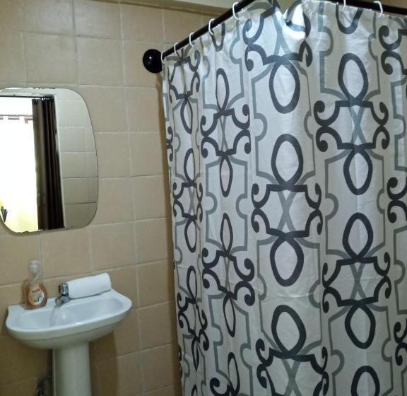 디럭스 스튜디오, Las Hamacas