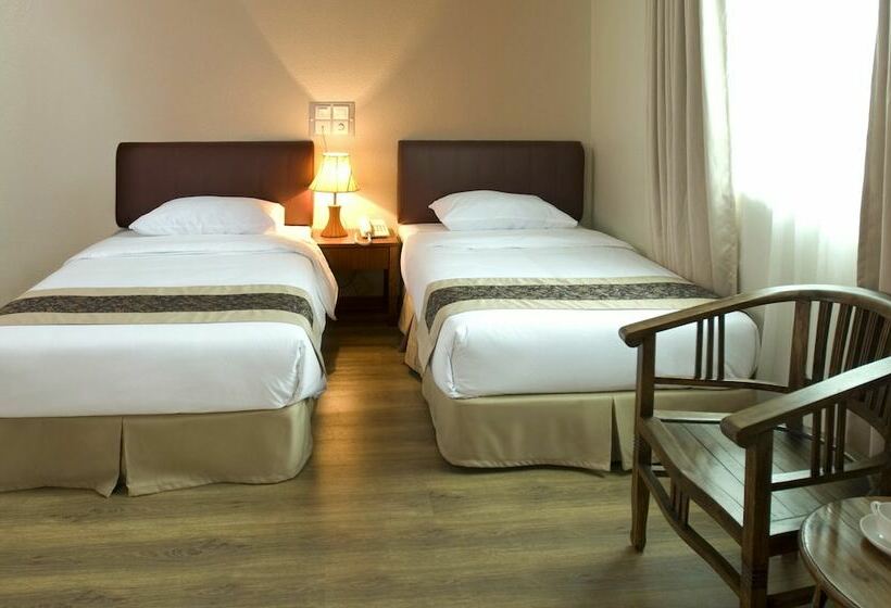 غرفة ديلوكس, Muarar 99