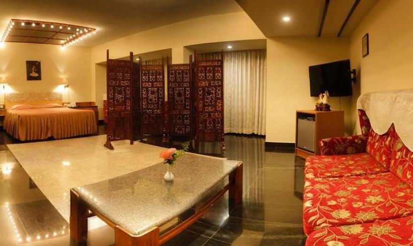 エクゼクティブスイート, Parisutham