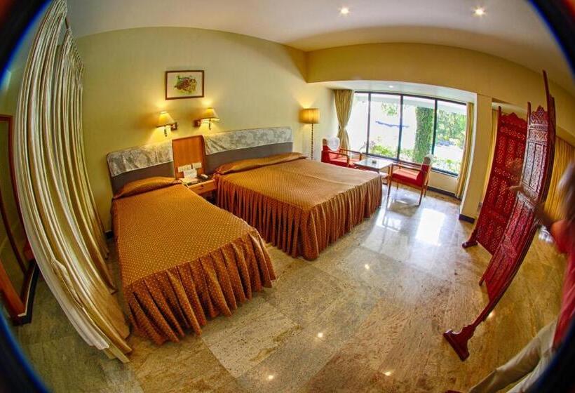 エクゼクティブスイート, Parisutham