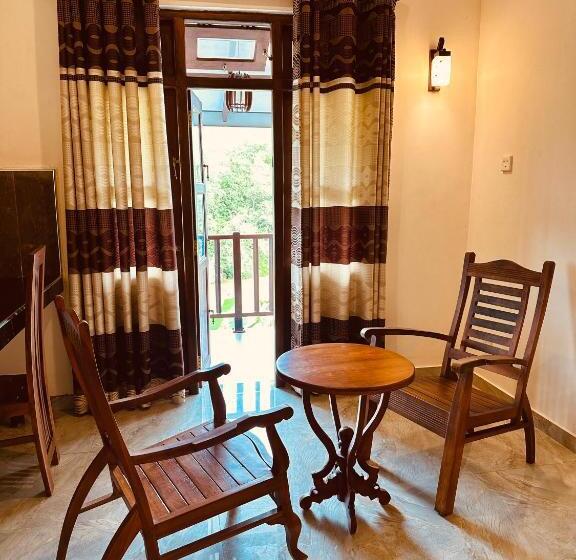 Standard Room with Balcony, Riverwood Villa