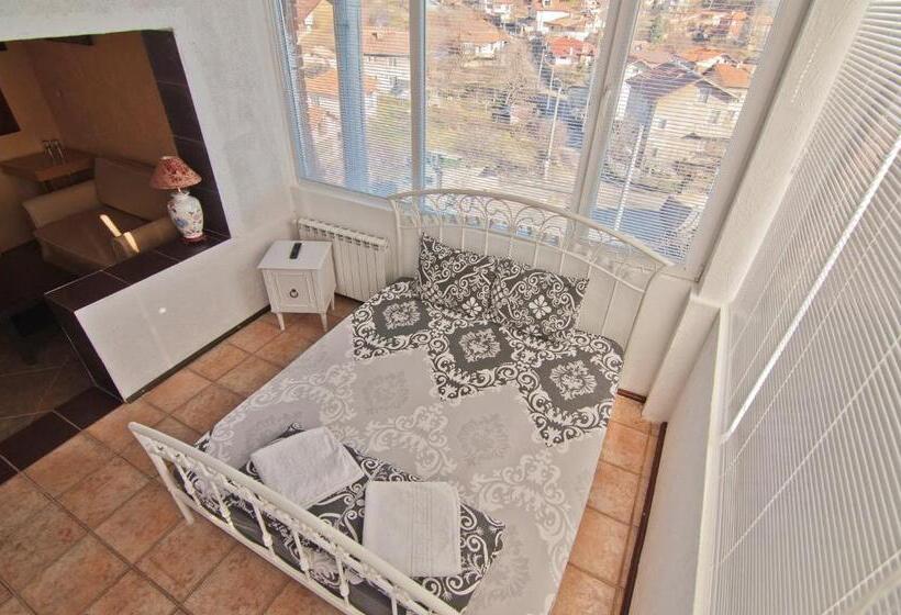 חדר סטנדרט, Snow Heaven