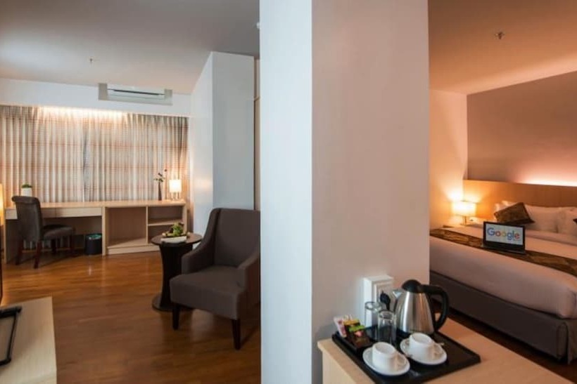 اتاق پرمیوم, Wyne