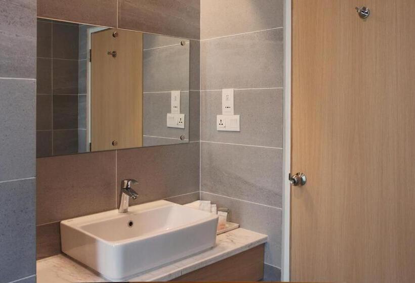 اتاق پرمیوم, Wyne