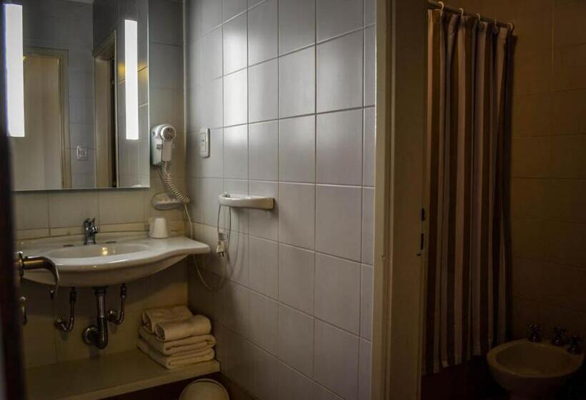 חדר קלאסי לשלושה, Motel Aca Santa Rosa