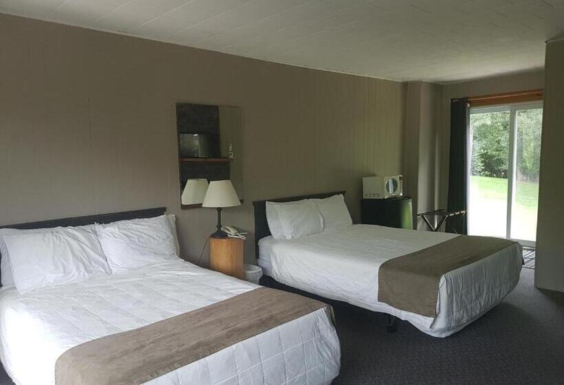 غرفة عائلية, The Spirit Rock Outpost & Lodge