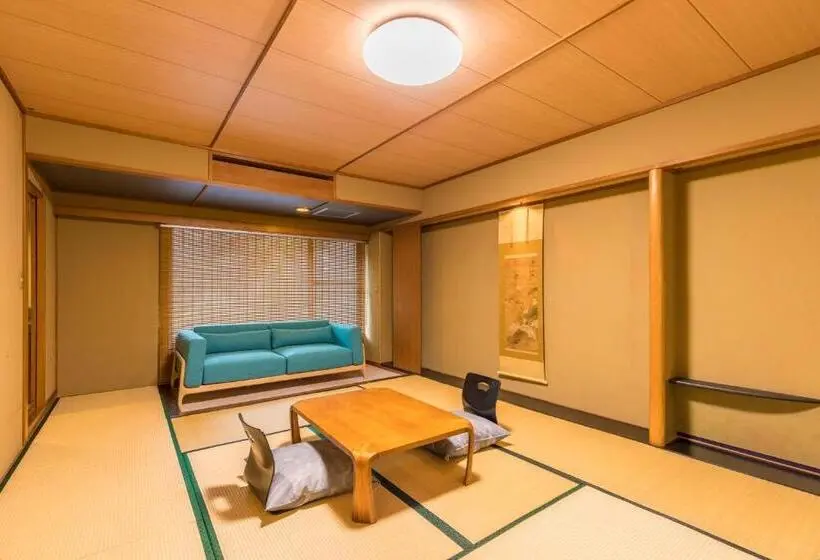 デラックスの４人部屋, Honjin