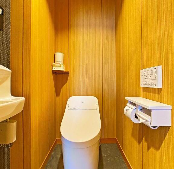 스탠다드 룸, Honjin