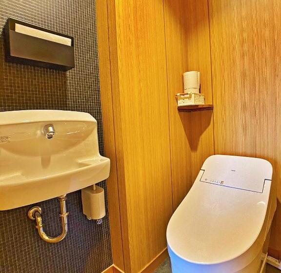 스탠다드 룸, Honjin