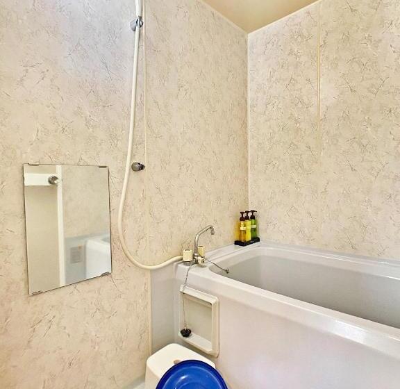 스탠다드 룸, Honjin