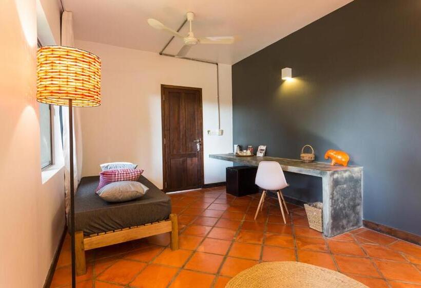 سوییت با چشمانداز باغ, Sala Baï Hotel & Restaurant School