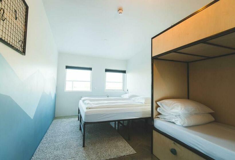 اتاق خانوادگی با سرویس بهداشتی مشترک, Midgard Base Camp