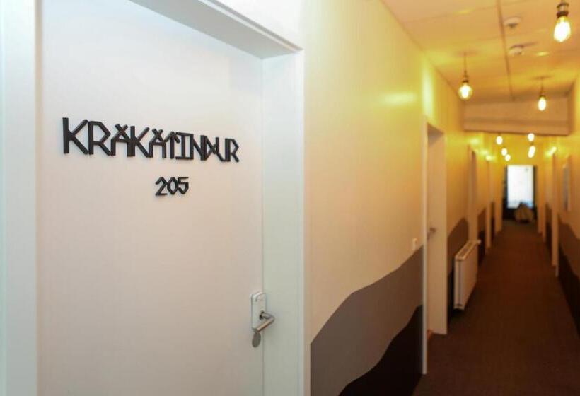 اتاق استاندارد, Midgard Base Camp