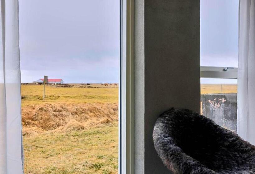 اتاق استاندارد, Midgard Base Camp