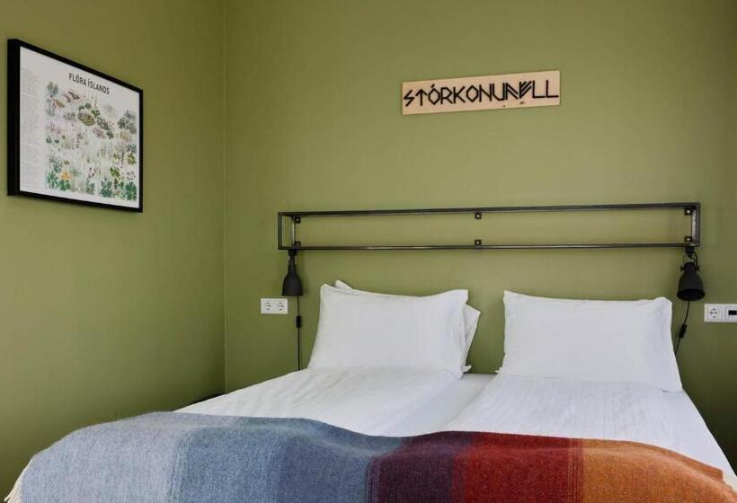 اتاق استاندارد, Midgard Base Camp