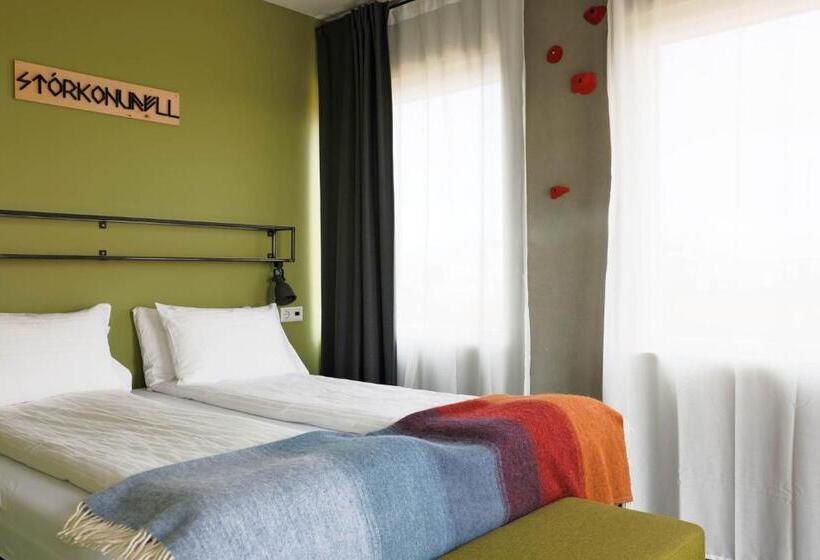 اتاق استاندارد, Midgard Base Camp