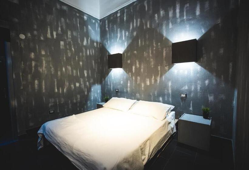 带阳台的豪华间, Diomede Rooms   Manfredi Homes&villas