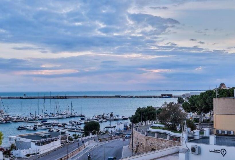 带露台的套间, Diomede Rooms   Manfredi Homes&villas