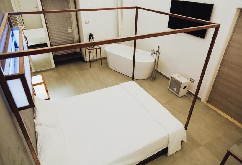 带露台的套间, Diomede Rooms   Manfredi Homes&villas