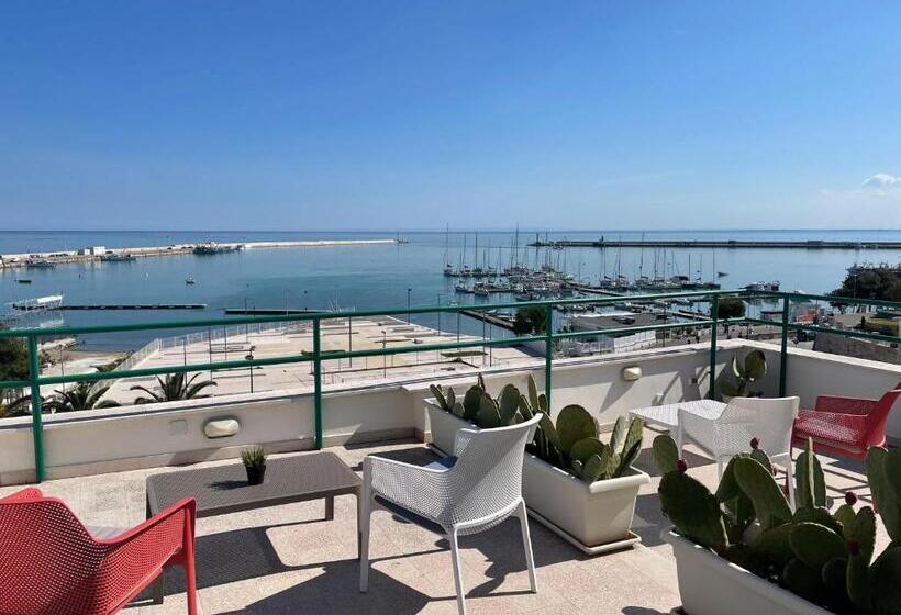 带露台的标准房间, Diomede Rooms   Manfredi Homes&villas