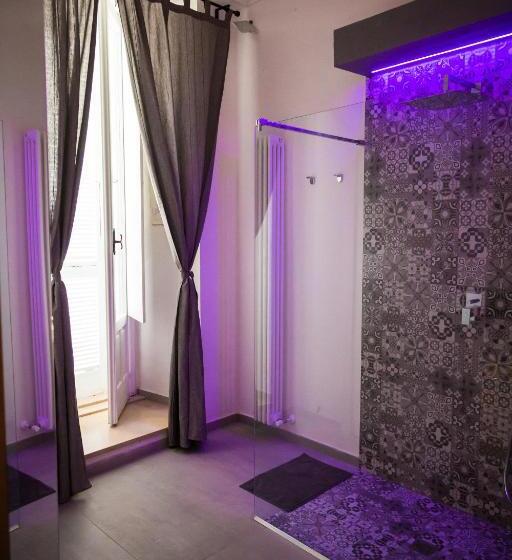 带阳台的豪华间, Diomede Rooms   Manfredi Homes&villas