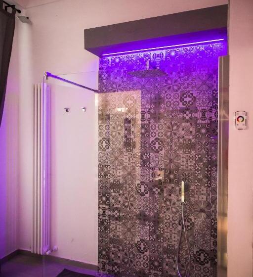 带阳台的豪华间, Diomede Rooms   Manfredi Homes&villas