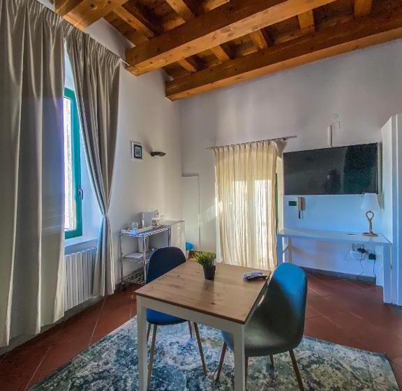 带露台的标准房间, Diomede Rooms   Manfredi Homes&villas