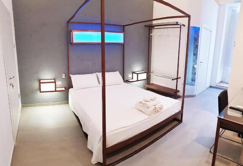 带阳台的豪华间, Diomede Rooms   Manfredi Homes&villas