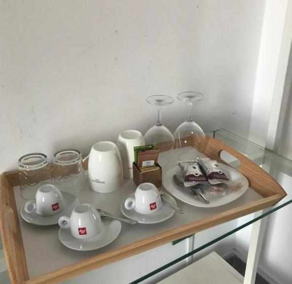 オーシャンビューのデラックストリプルルーム, Diomede Rooms   Manfredi Homes&villas