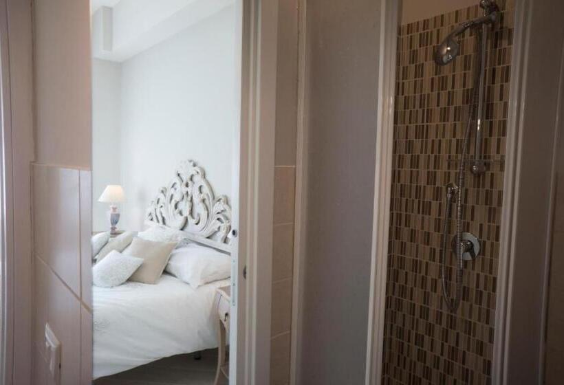 اتاق لوکس, B&b Donna Ada