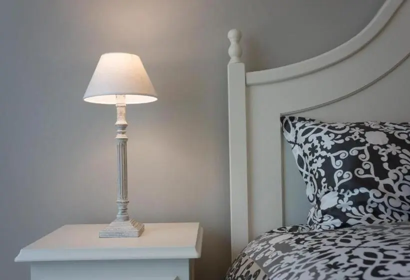 اتاق لوکس خانوادگی, B&b Donna Ada