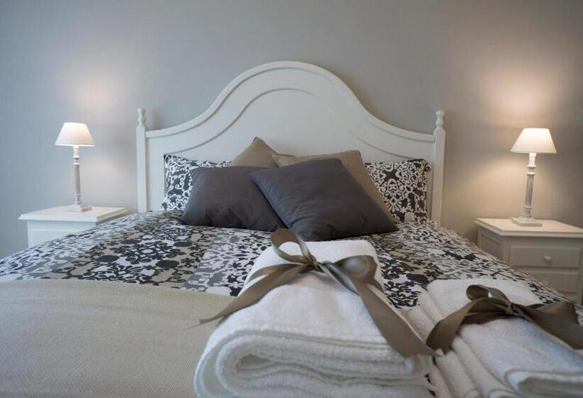 اتاق لوکس خانوادگی, B&b Donna Ada